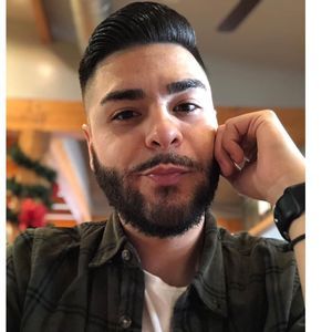 Meet your Posher, Travis